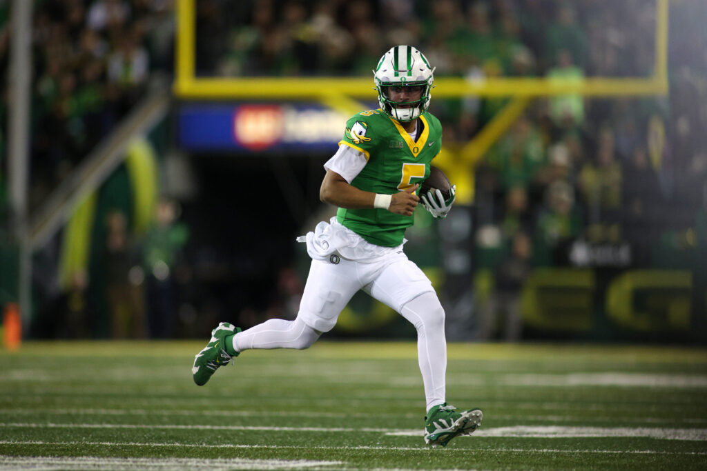 EA SPORTS™ COLLEGE FOOTBALL 27 Imagen 1